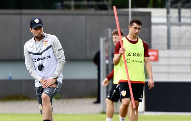 VfB-Trainer Sebastian Hoeneß