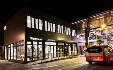 Messerattacke im DB Warteraum am Hauptbahnhof Stuttgart - 2 Reisende schwer verletzt