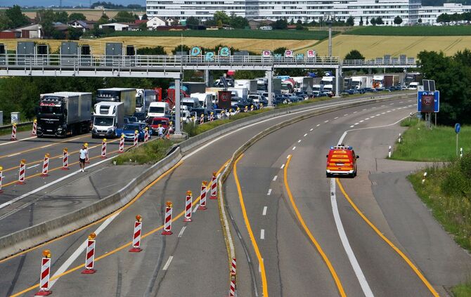 Brandmelderalarm im Engelbergtunnel sorgt für erhebliche Verkehrsbehinderungen rings um den Tunnel herum