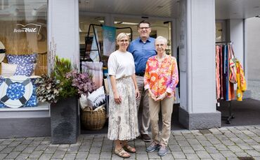 Betten-Veil in neuen Händen: Roland und Ines Veil haben das Geschäft an Mareike Pisall übergeben, Schorndorf, 11.07.2024.