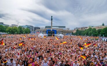 Fan Zone Schlossplatz_2