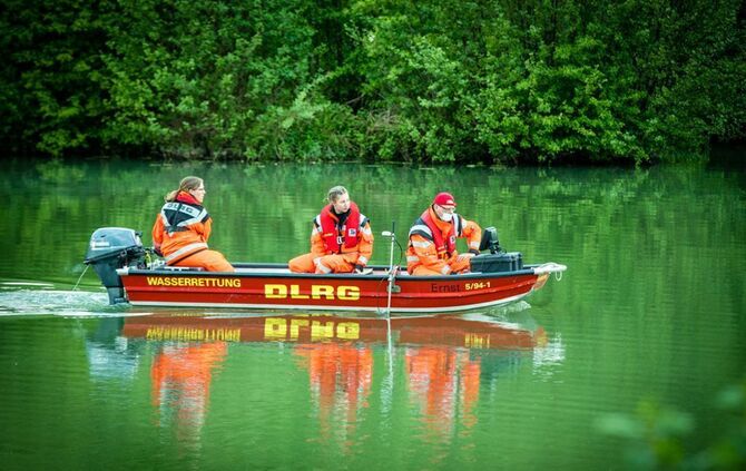 Suchaktion am Plüderhäuser Badesee