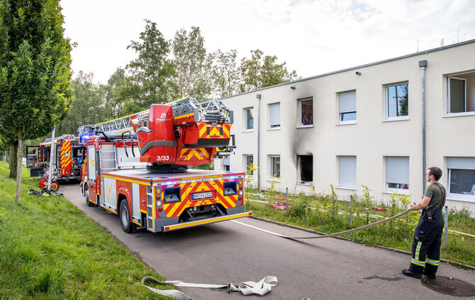Brand in der Gemeinschaftsunterkunft Albertviller-Str. in Winnenden, 21.07.2024.