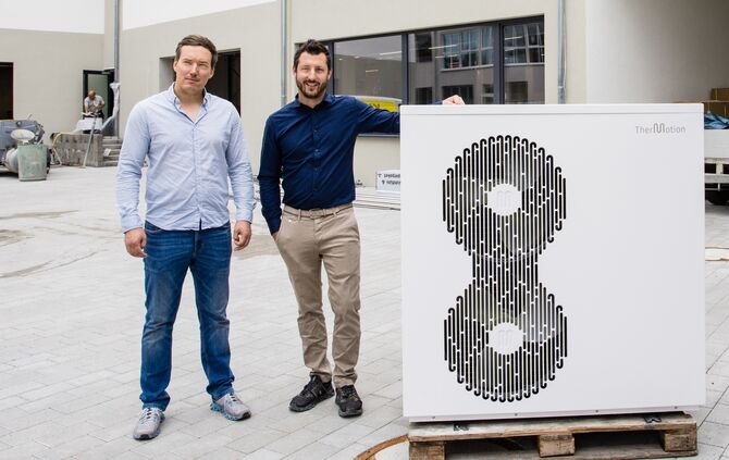 "Energiezentrum" Schwaikheim mit den Hako Geschäftsführern Marcel Hamm und Kevin Knöchel (von links), 24.07.2024.