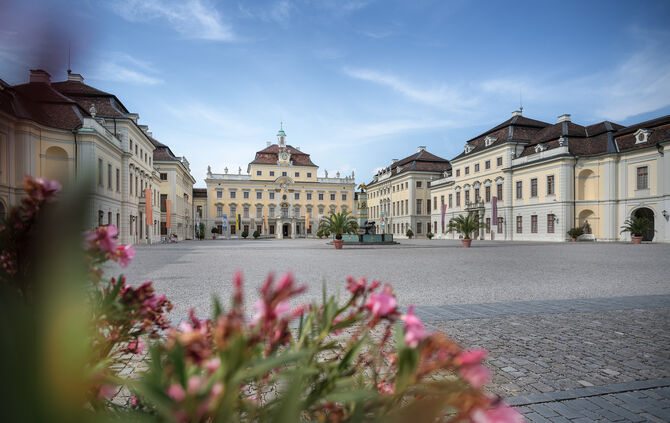 Das Residenzschloss Ludwigsburg bietet im August spannende Führungen an.