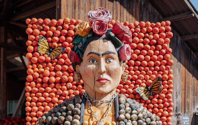 2023_Kuerbisausstellung_Frida-Kahlo-2951