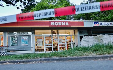 Polizeieinsatz in Schorndorfer Rehhaldenweg - Überfall auf Norma ruft Polizei auf den Plan