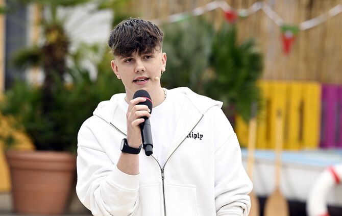 Nando Mistl (19) aus Korb   +++ Die Verwendung des sendungsbezogenen Materials ist nur mit dem Hinweis und Verlinkung auf RTL+ gestattet. +++