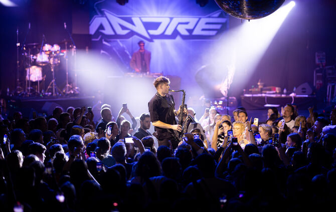 Hamburg, Love is the Answer Tour 2024, 09.10.2024