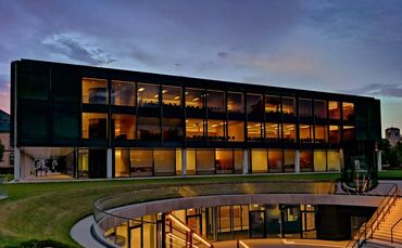 Kopie von Landtag stuttgart landesregierung symbol symbolbild symbolfoto