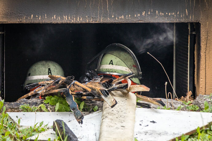 Die Feuerwehr in Backnang rückte am Freitag zu einem Brand in einem Mehrfamilienhaus aus.