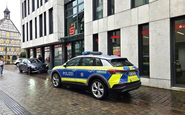 Die Polizei wurde am Dienstag (22.10.) zu einem Überfall auf die Kreissparkasse in Winnenden gerufen.