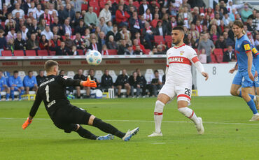 Fußball VfB Stuttgart vs. Holstein Kiel