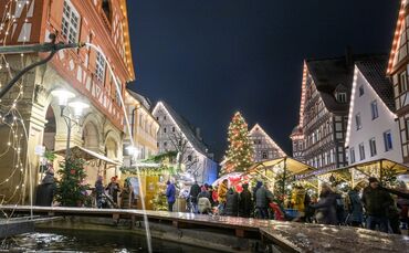Waiblinger Weihnachtsmarkt lockt mit Glühwein und Kulinarik