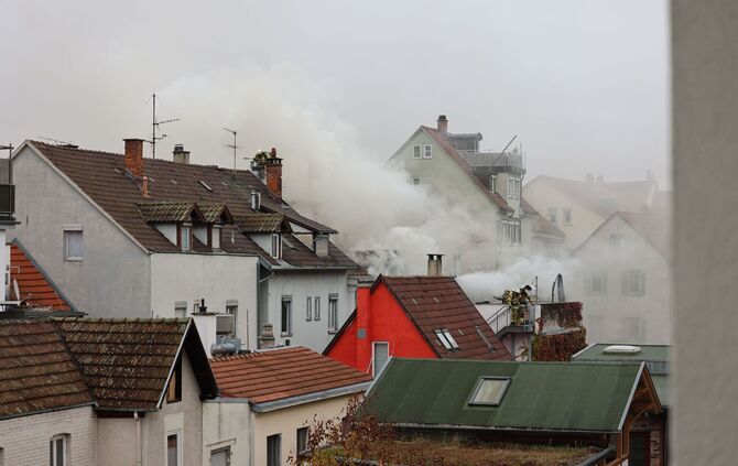 Esslingen: Mehrere Tote und Verletzte nach Streitigkeiten und Brand