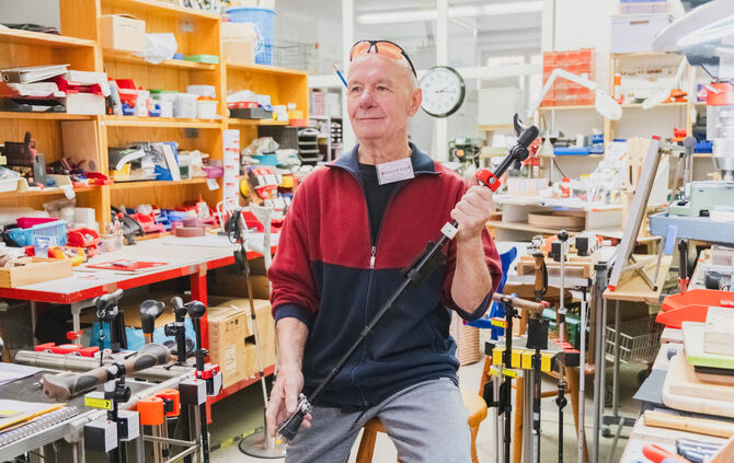 Neues Zubehör für Krücken und Stöcke