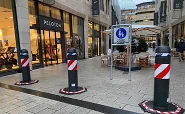 Mobile-Poller-schuetzen-in-Stuttgart-vor-unbefugten-Zufahrten-zum-Weihnachtsmarkt-Foto-Knitter-Rechte-LHS