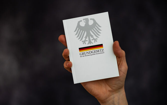 Grundgesetz Symbolfoto