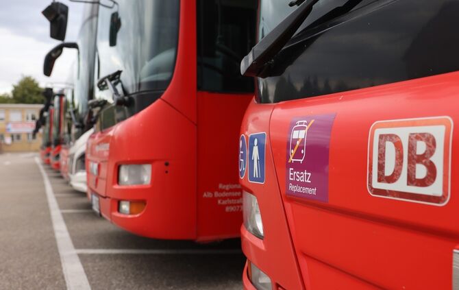 SEV-Busse Symbolbild