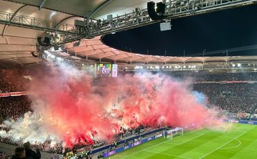 Pyro-Show gegen Bergamo