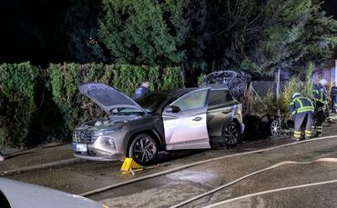 Feuerwehr Waiblingen Blumenstraße Auto ausgebrannt - 1