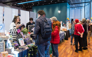 Buchmesse "Winterlesezauber" in der Fellbacher Schwabenlandhalle, 30.11.2024.
