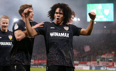 Fußball DfB-Pokal SSV Jahn Regensburg vs. VfB Stuttgart
