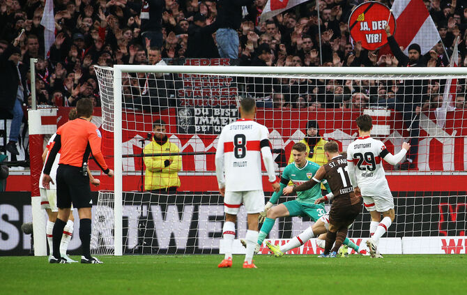 Fußball VfB Stuttgart vs. FC St. Pauli