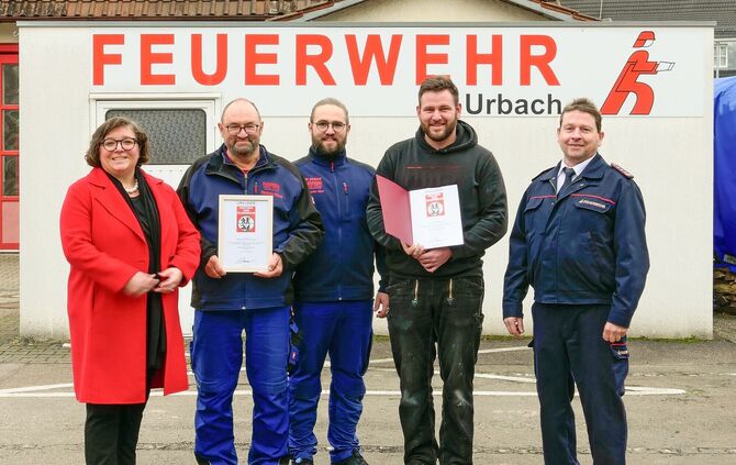 Urbach ehrt Partner der Feuerwehr