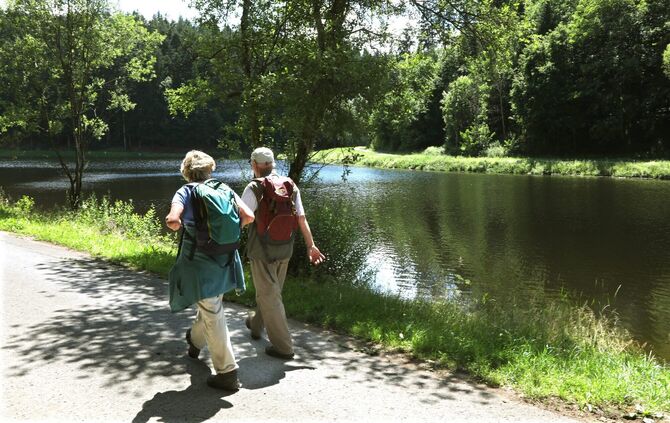 SymbolfotoWandernFreizeit