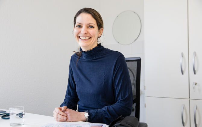 Neue Hausärztin Dr. med. Natalie Schröder in der Bahnhofstr. 28, Leutenbach-Nellmersbach, 03.01.2025.