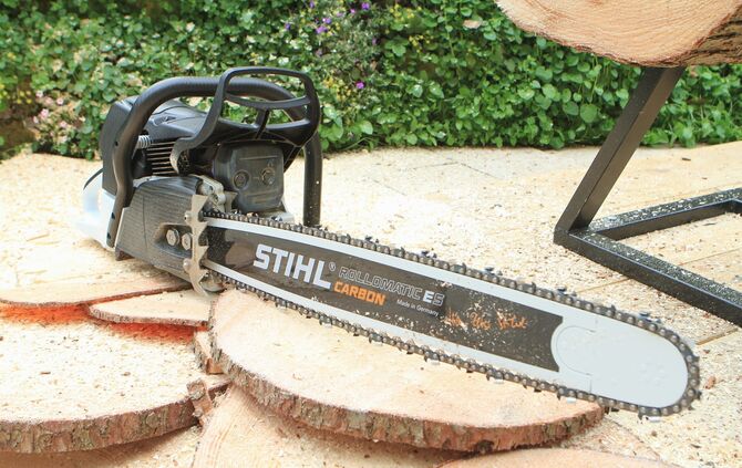 Stihl Pressekonferenz Stihl-Pressekonferenz mit  Erste Carbon-Motorsäge der Welt und mithin die leichteste MS aller Zeiten