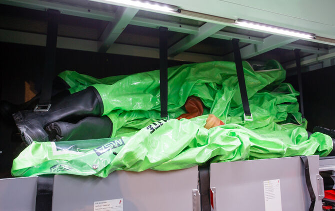 Chlorgasaustritt im Hallenbad - Bild 08_28