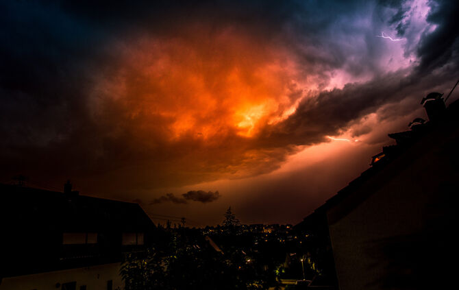 Gewitter über Weiler zum Stein, Leutenbach, 11.07.2023.