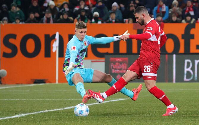 Fußball FC Augsburg vs. VfB Stuttgart