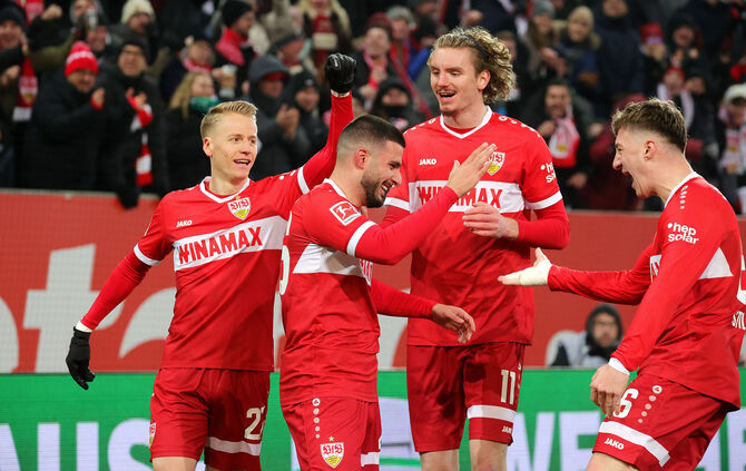Fußball FC Augsburg vs. VfB Stuttgart