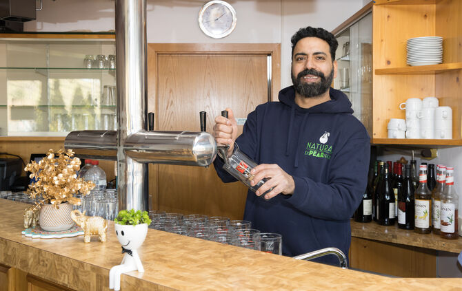 Pächter Jarnail Singh übernimmt die Vereinsgaststätte des TVB in Winnenden-Birkmannsweiler, 14.01.2025.