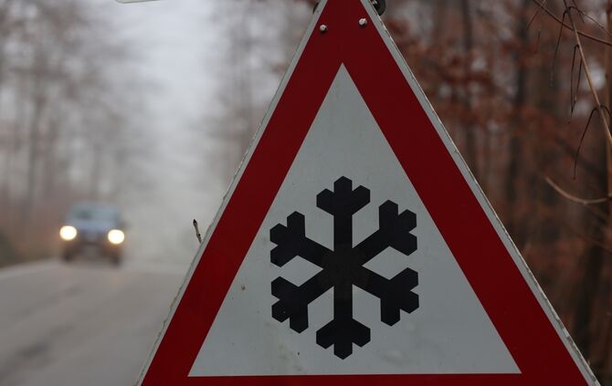 Verkehrsschild Schneeflocke