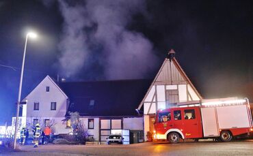 Brand auf dem Gelände von Müller's Hoflädle, Herbststr., Berglen-Kottweil, 15.01.2025.