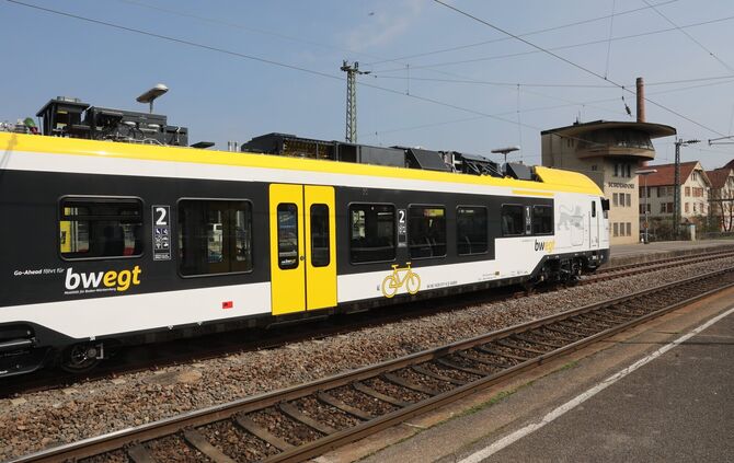 go-ahead bahn zug mex arverio