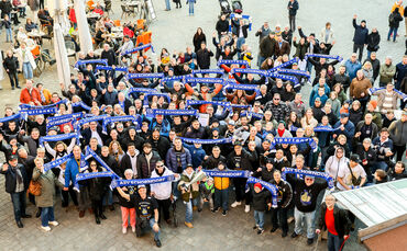 Eintrag ins goldene Buch 