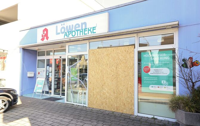 Löwen Apotheke Urbach