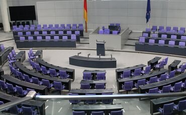 Bundestag Bundestagswahl Berlin Sitzverteilung Symbol Symbolbild Symbolfoto