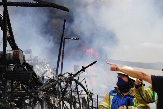 Ruppertshofen: Saegewerk in Vollbrand