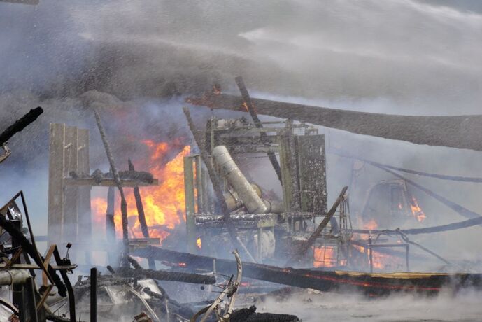 Ruppertshofen: Saegewerk in Vollbrand