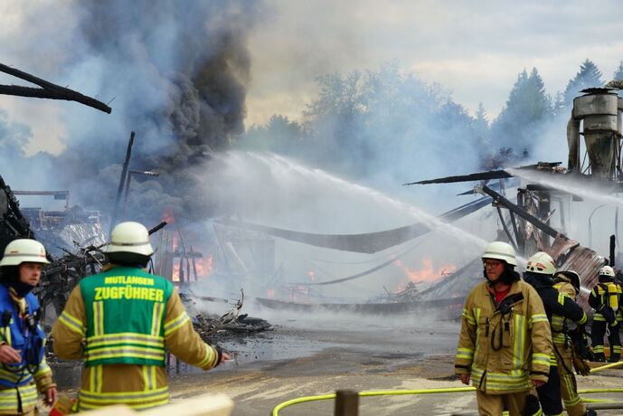 Ruppertshofen: Saegewerk in Vollbrand