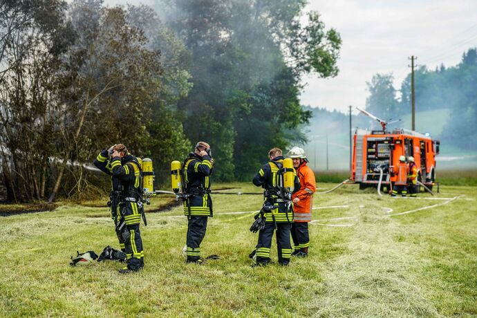 Ruppertshofen: Saegewerk in Vollbrand