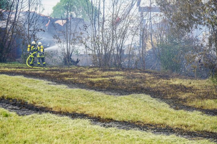 Ruppertshofen: Saegewerk in Vollbrand