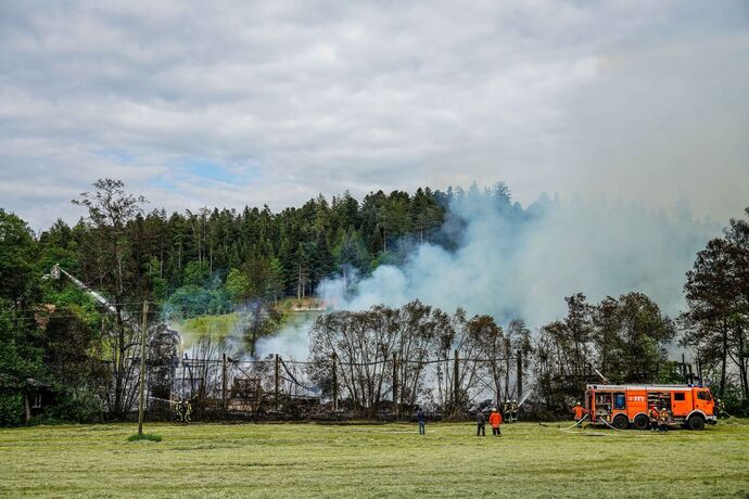 Ruppertshofen: Saegewerk in Vollbrand