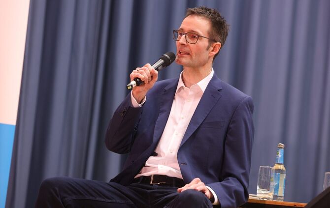 Podiumsdiskussion